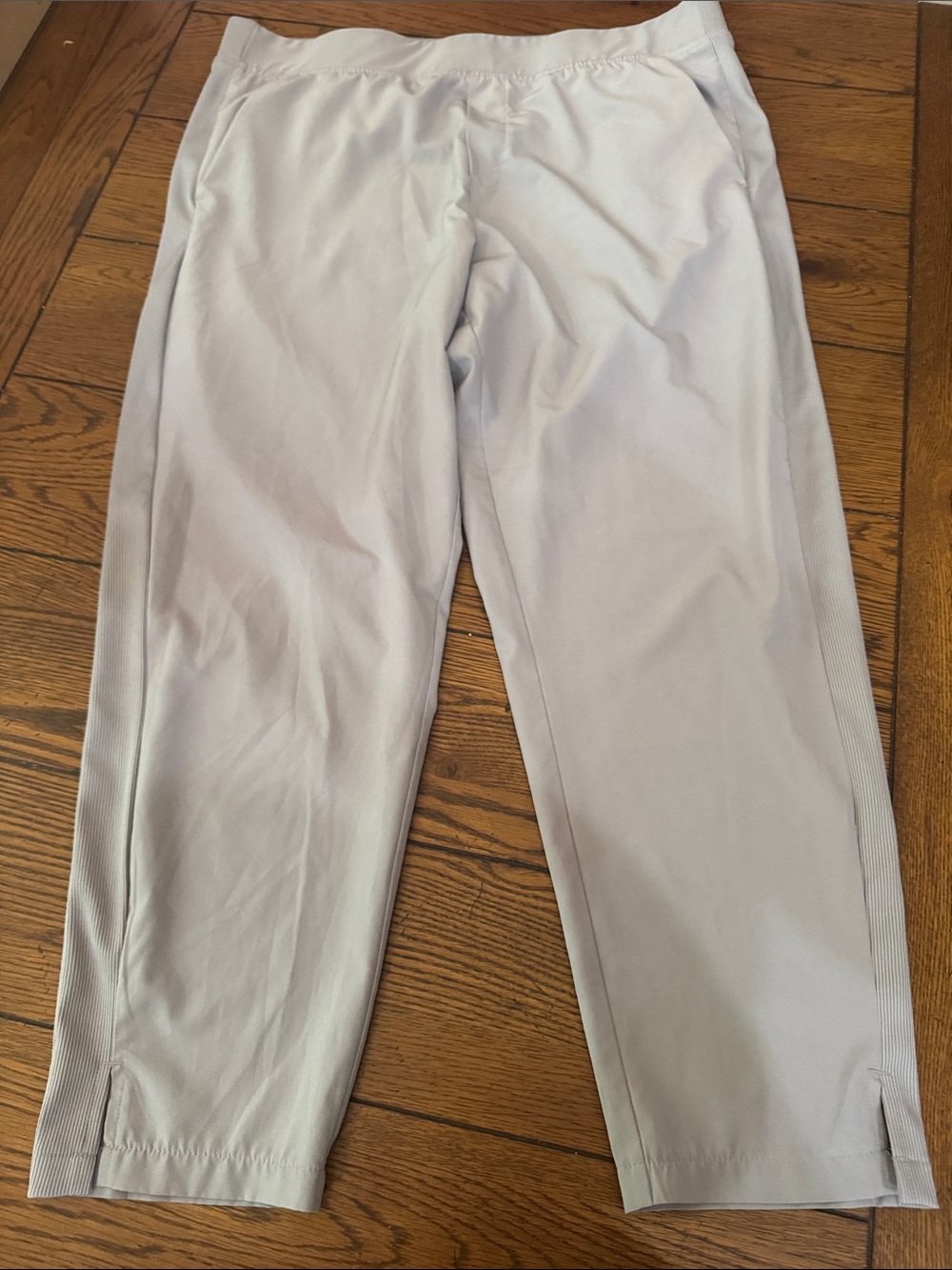 Serra women’s Light Gray Ankle Pants, L, New no tags